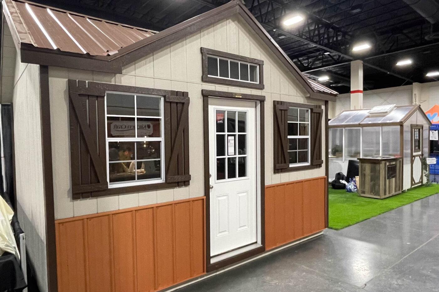 Bears-Paw-Storage-Shed-2-1400x933